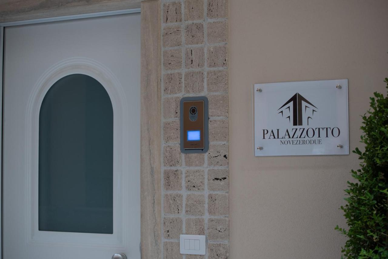 Bed and Breakfast Palazzotto 902 Crotone Exterior foto