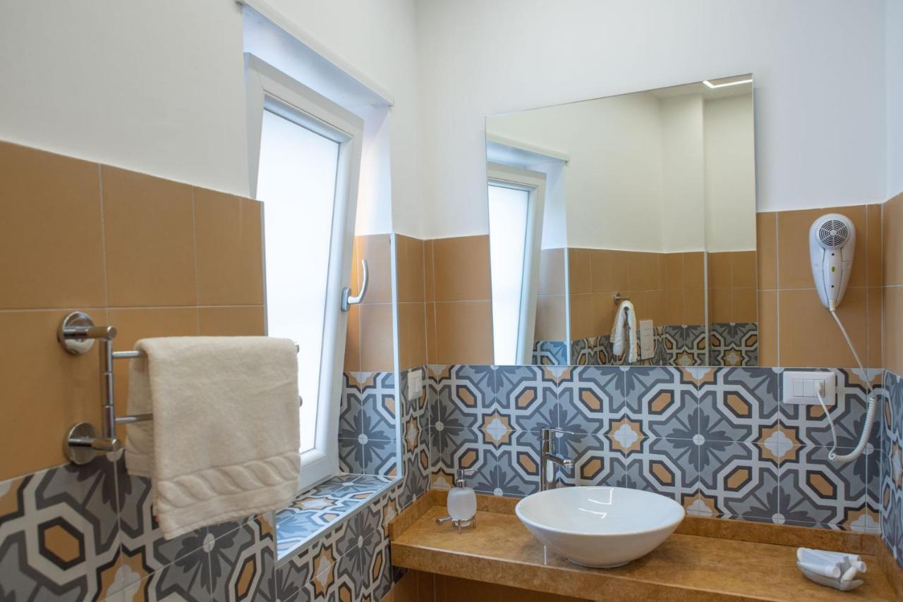 Bed and Breakfast Palazzotto 902 Crotone Exterior foto